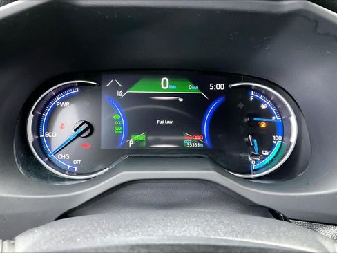 Used 2024 Toyota RAV4 SE w/ Weather & Moonroof Package AWD/4WD image 25