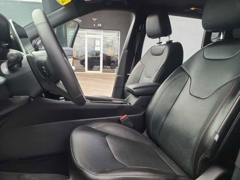 Used 2023 Jeep Compass Limited AWD/4WD image 15