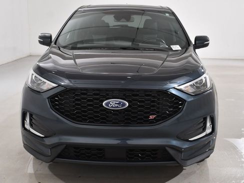 Used 2022 Ford Edge ST image 3