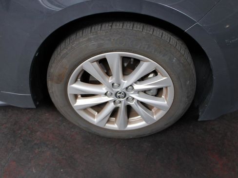 Used 2023 Toyota Corolla LE w/ LE Convenience Package FWD image 10