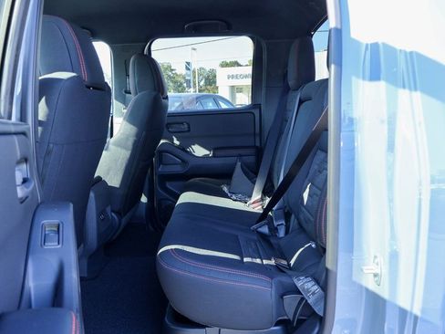 New 2026 Nissan Frontier Pro-X image 8