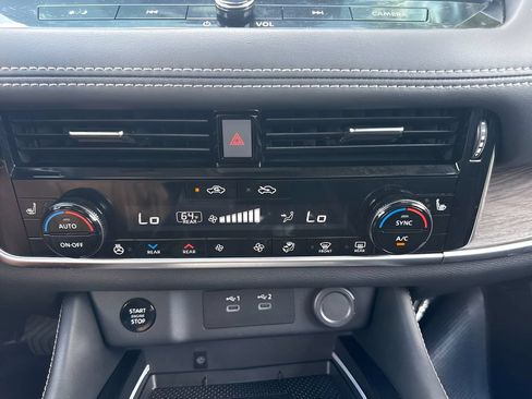 Used 2026 Nissan Rogue Platinum w/ Platinum Premium Package AWD/4WD image 20
