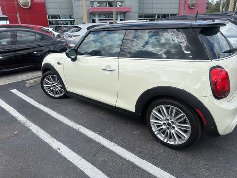 Used 2019 MINI Cooper S w/ Premium Package image 2