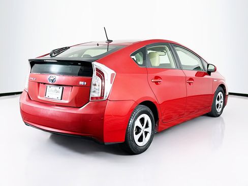Used 2013 Toyota Prius Four w/ Deluxe Solar Roof Pkg FWD image 9
