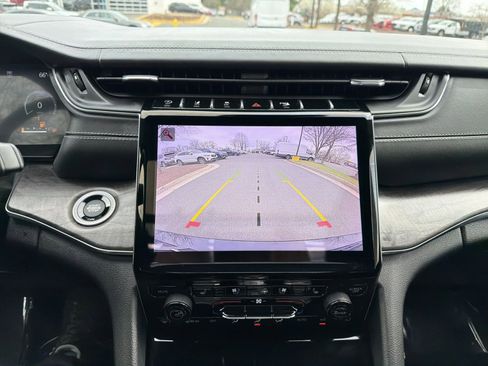 Used 2023 Jeep Grand Cherokee Overland image 35