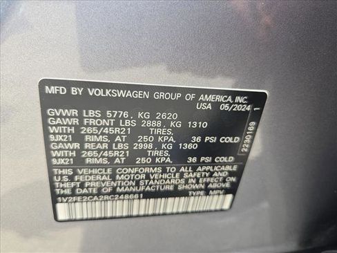 Used 2024 Volkswagen Atlas Cross Sport SEL Premium R-Line AWD/4WD image 23
