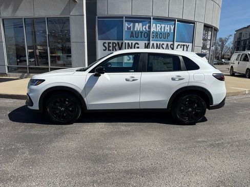 New 2026 Honda HR-V Sport image 9