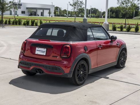 Used 2023 MINI Cooper S FWD image 11