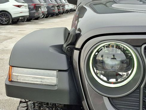 Used 2025 Jeep Wrangler Unlimited Rubicon w/ Safety Group image 28