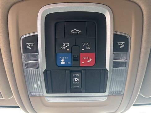 Used 2019 RAM 3500 Laramie image 50