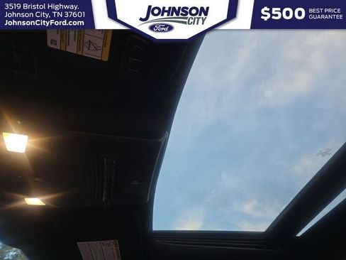 Used 2022 Ford F350 Platinum AWD/4WD image 10