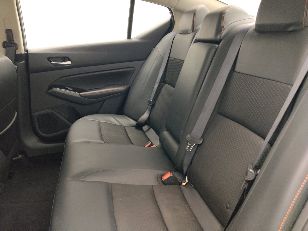 Used 2025 Nissan Altima 2.5 SR FWD image 18