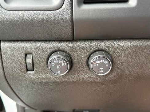 Used 2022 Chevrolet Colorado LT w/ Safety Package AWD/4WD image 25
