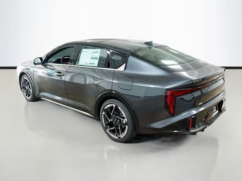 New 2025 Kia K4 GT-Line image 5