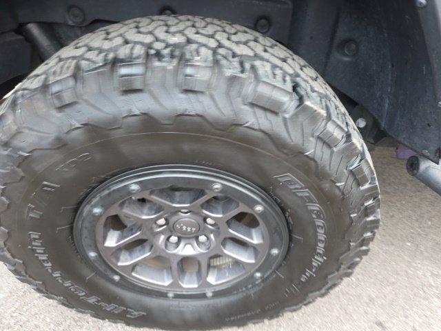 Used 2023 Jeep Wrangler Unlimited Sport w/ Xtreme 35 Tire Package AWD/4WD image 33