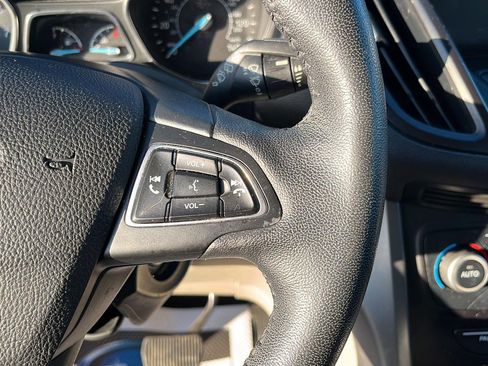 Used 2018 Ford Escape SEL image 15