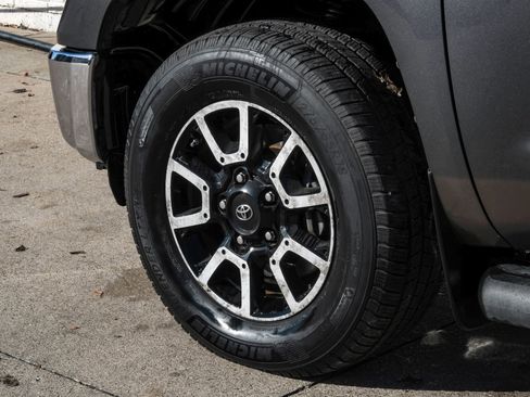 Used 2015 Toyota Tundra Limited w/ TRD Off Road Package image 61