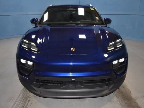 Used 2024 Porsche Macan 4 Electric image 21