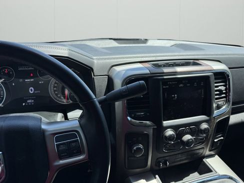 Used 2018 RAM 3500 Laramie AWD/4WD image 11