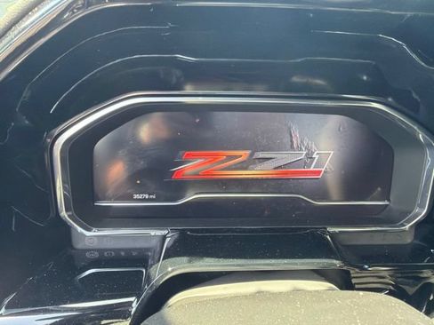 Used 2024 Chevrolet Silverado 2500 LT w/ Texas Edition AWD/4WD image 7
