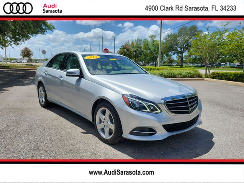 Used 2014 Mercedes-Benz E 350 4MATIC Sedan image 1
