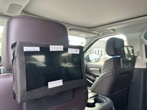 New 2026 Ford Expedition Platinum w/ Platinum Ultimate Package AWD/4WD image 28