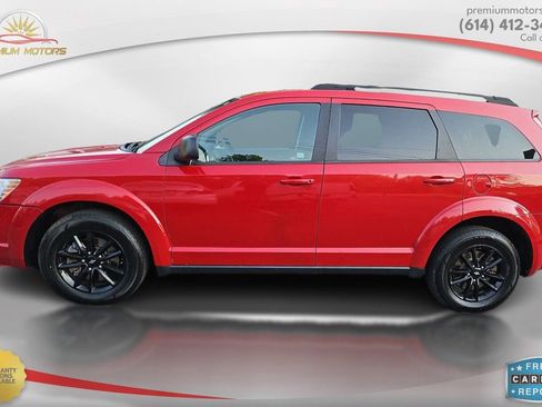 Used 2020 Dodge Journey SE w/ SE Popular Equipment Group image 2