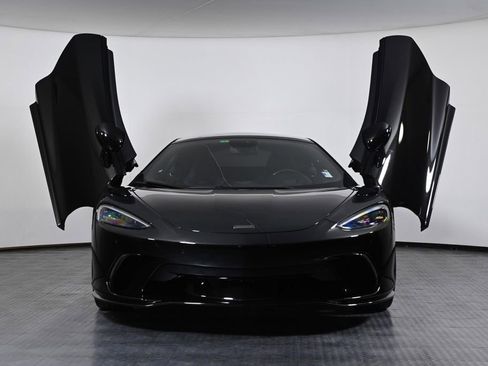Used 2025 McLaren GTS RWD image 20