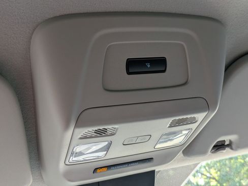 New 2025 Ford Transit 150 Low Roof image 20