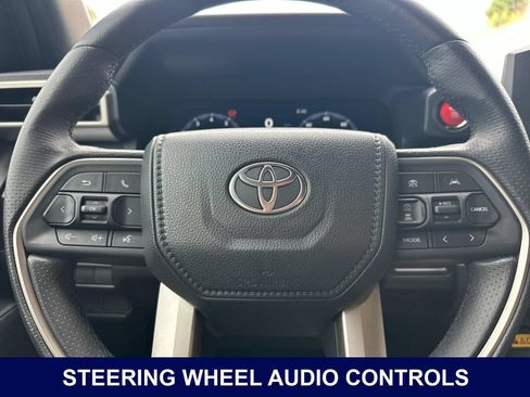 Used 2025 Toyota 4Runner TRD Off-Road AWD/4WD image 30