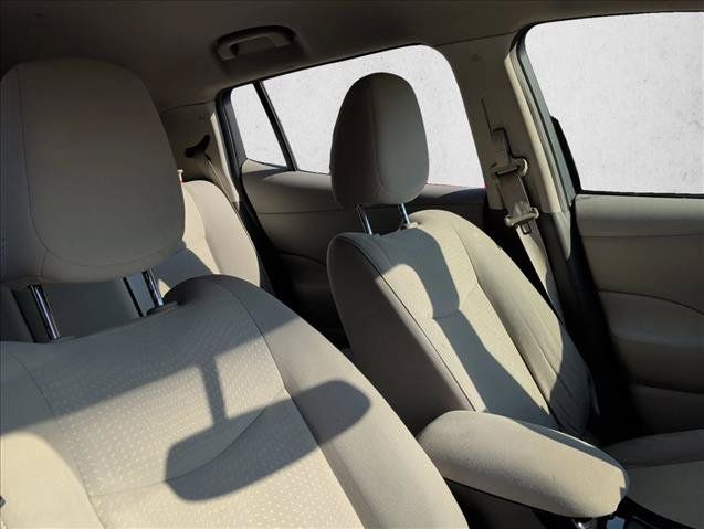 Used 2012 Nissan Leaf SL FWD image 25