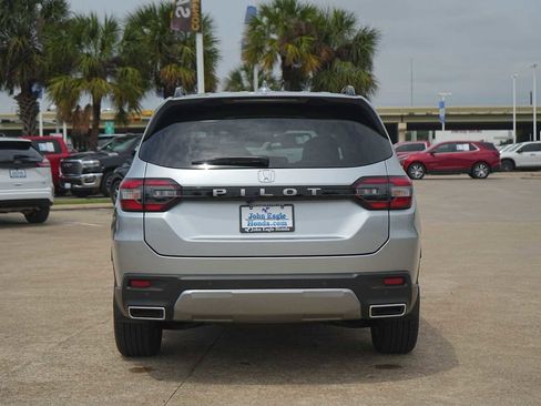 Used 2026 Honda Pilot EX-L image 5