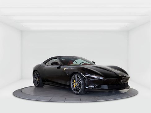 Certified 2025 Ferrari Roma Spider image 7