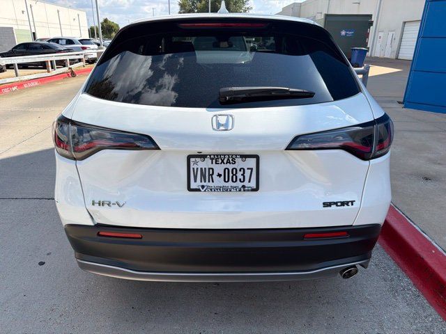 Certified 2025 Honda HR-V Sport image 6