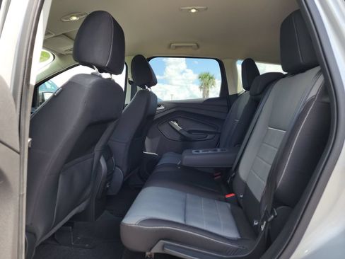 Used 2014 Ford Escape SE FWD image 17