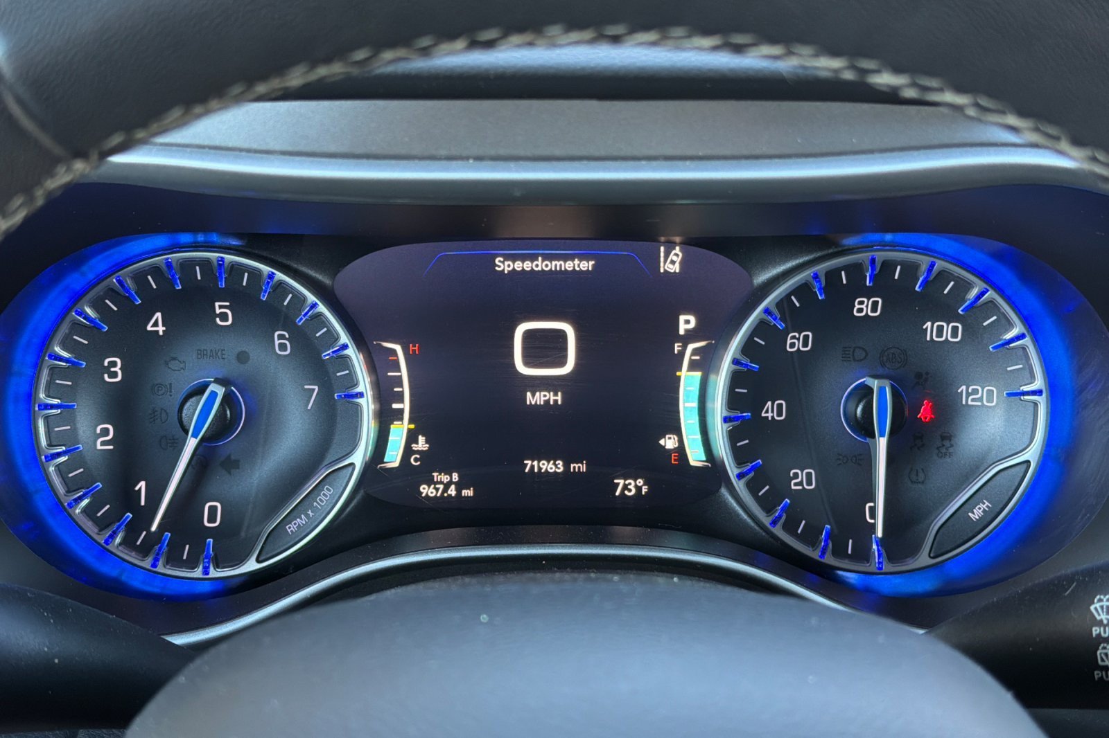 Used 2023 Chrysler Pacifica Touring-L FWD image 22