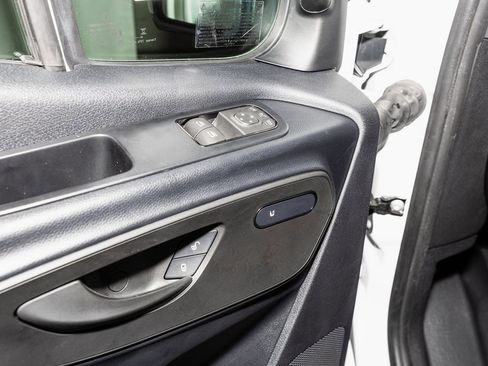 Used 2025 Mercedes-Benz Sprinter 3500 image 8