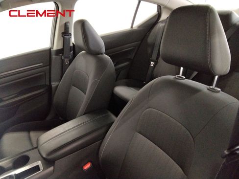 Used 2025 Nissan Altima 2.5 SV image 27