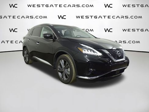 Used 2020 Nissan Murano Platinum w/ Cargo Package image 2