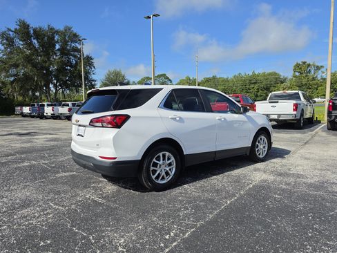 Used 2024 Chevrolet Equinox LT FWD image 4
