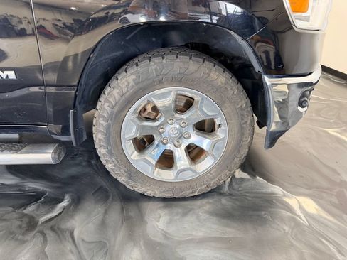 Used 2019 RAM 1500 Big Horn AWD/4WD image 27