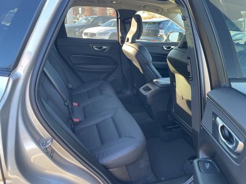 Certified 2025 Volvo XC60 B5 Plus image 11