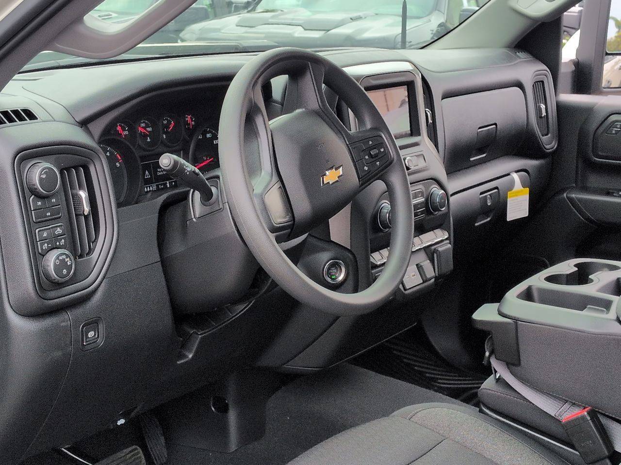 New 2026 Chevrolet Silverado 2500 Custom w/ Custom Value Package AWD/4WD image 10