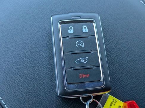 New 2025 Jeep Grand Cherokee Limited w/ Luxury Tech Group II image 31