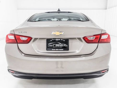 Used 2022 Chevrolet Malibu LS FWD image 5