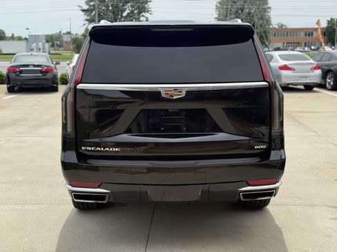 Used 2022 Cadillac Escalade ESV Premium Luxury AWD/4WD image 6