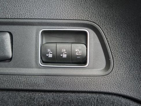 Certified 2024 Mercedes-Benz GLS 450 4MATIC image 13