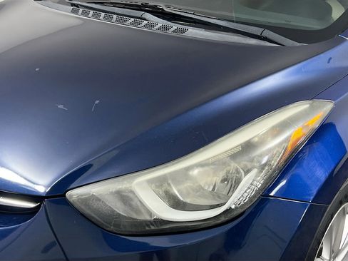 Used 2015 Hyundai Elantra SE w/ Option Group 02 FWD image 11