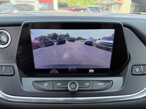 Used 2020 Chevrolet Blazer LT image 29