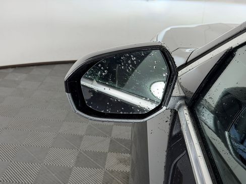 Used 2026 BMW 530i RWD image 22